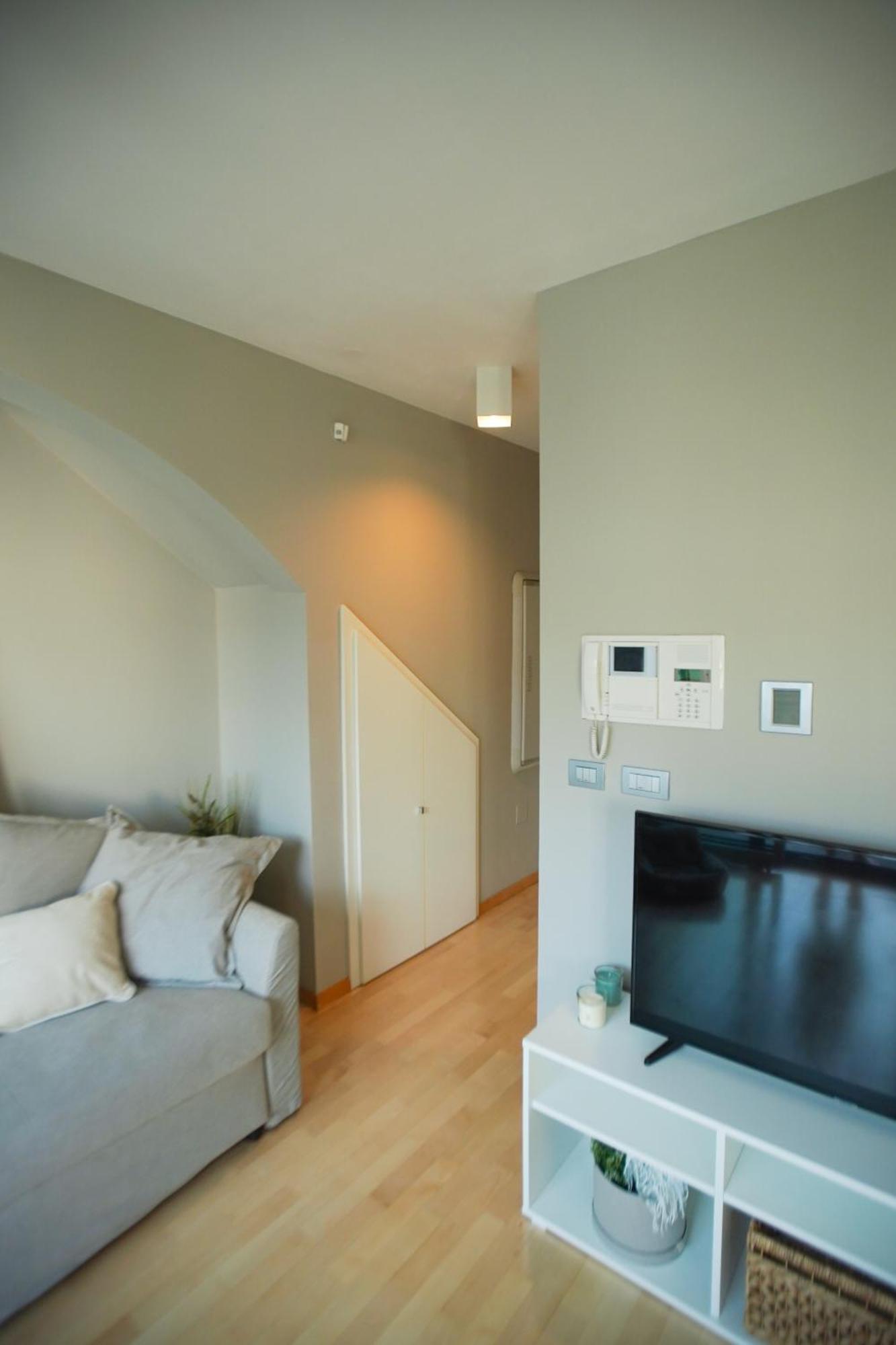 Elly Apartment Ankaran Exterior photo